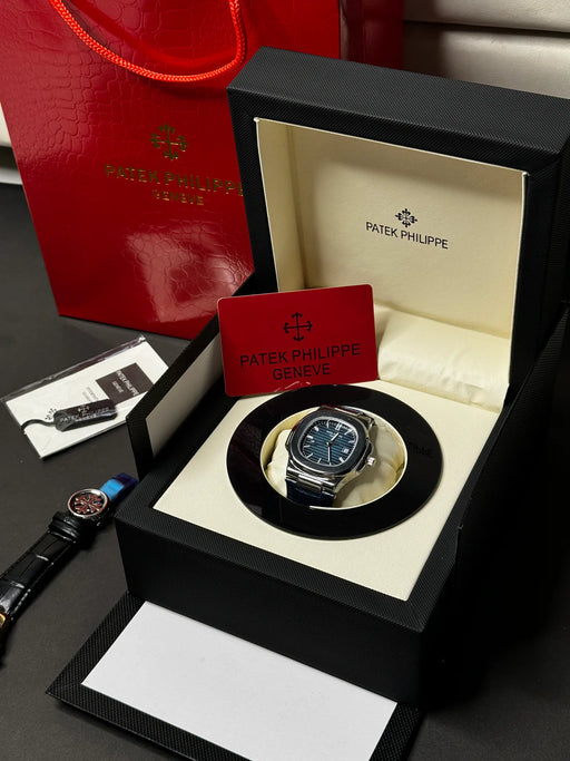 Patek Philippe Nautilus – Leather Strap with Master Lock